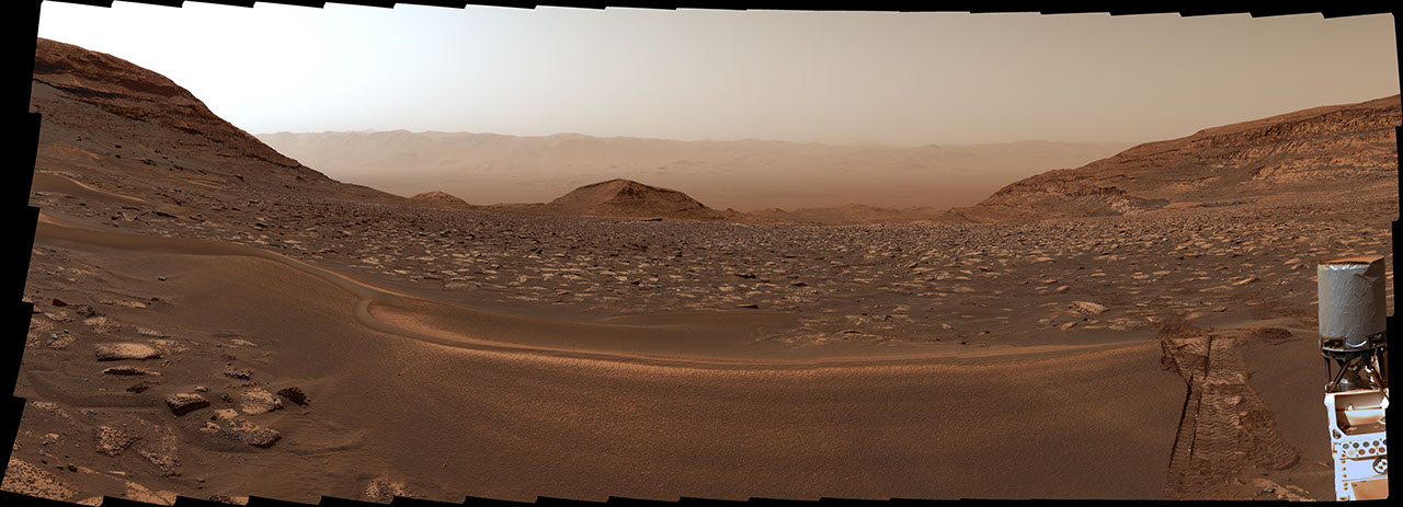 La curiosité de la NASA se retourne après avoir atteint le jalon d’altitude